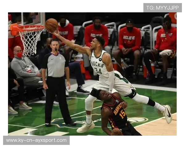 字母哥一次冲刺,密尔沃基雄鹿直接改变局面 字母哥一次冲刺,密尔沃基雄鹿直接改变局面