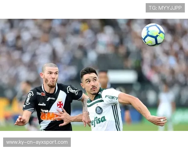 弗拉门戈中场拦截后迅速反推